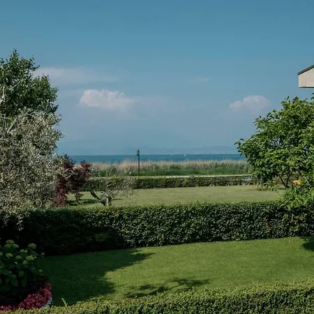 Giardino Sul Garda סירמיונה