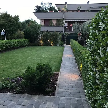 Casa vacanze Giardino Sul Garda *