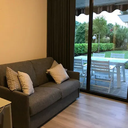 Giardino Sul Garda سيرمِيوني