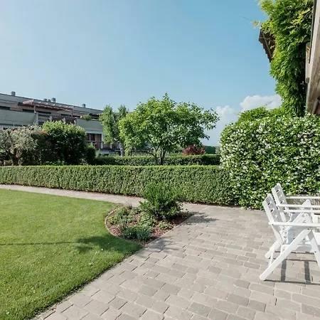 Giardino Sul Garda بيت للعطل سيرمِيوني