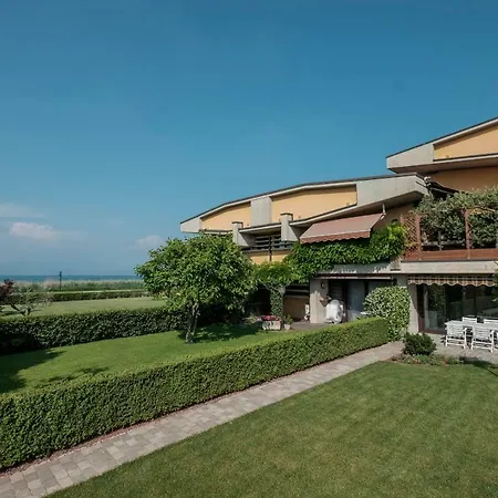 Giardino Sul Garda * 西尔米奥奈